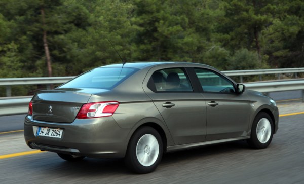 yeni_2013_Peugeot_301_test_ilk_surus (4)