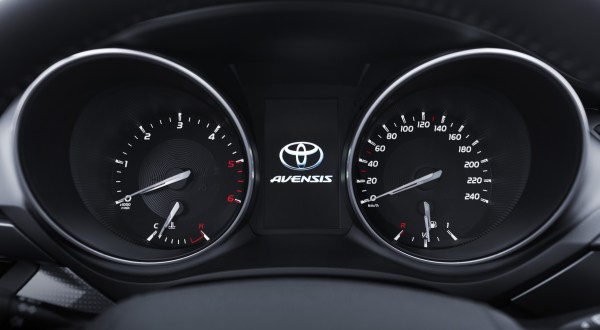 Yeni_Toyota_Avensis_1.6_D-4D_2015 (8)