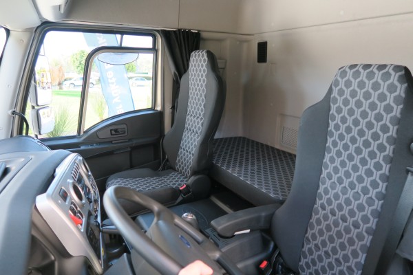 Yeni_Ford_Cargo_ic_mekan