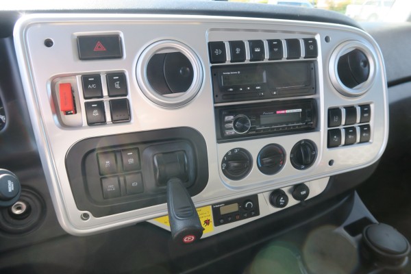Yeni_Ford_Cargo_konsol