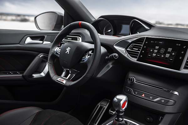 Yeni Peugeot 308 GTi 2016 modeli