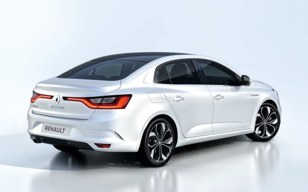 yeni_renault_megane_sedan_arka