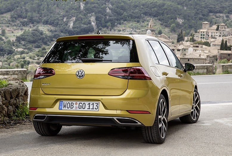 Yeni_VW_Golf_arka_2017