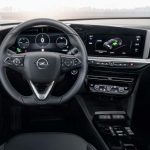 Opel_Mokka-e_konsol