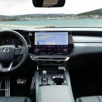 Yeni Lexus RX konsol