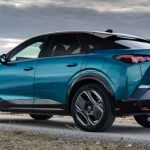 yeni 2024 Peugeot 3008 arka