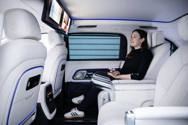 Mercedes-Benz orta koltuk sırası