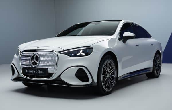 Yeni Mercedes-Benz C Serisi Elektrik