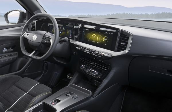 Opel Mokka GSE iç mekan