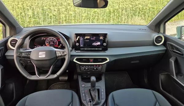 2026 Seat Arona konsol