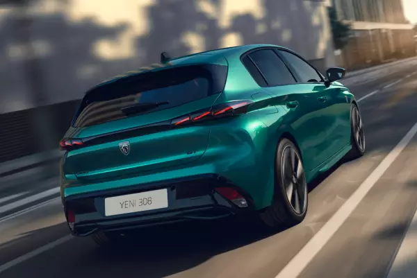 2026 Peugeot 308 arka