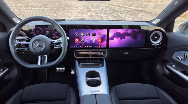Mercedes-Benz CLA 200+ iç mekan